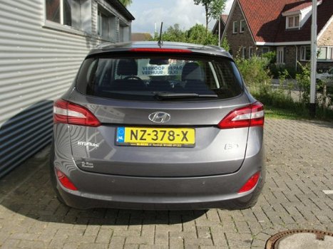 Hyundai i30 Wagon - 100pk Airco I Pdc I Bleutooth - 1