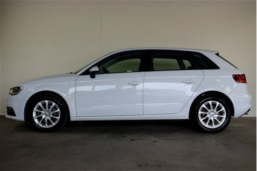 Audi A3 Sportback - 1.6 TDI NAVI/CLIMA/CRUISE/LMV/PDC - 1