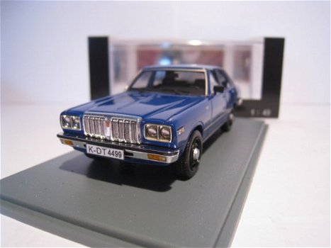 1:43 Neo 44499 Datsun 200L Laurel C230 1977 blauw - 2
