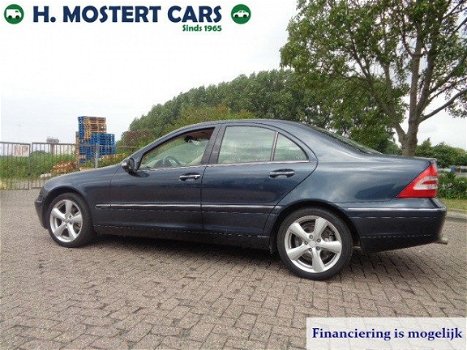 Mercedes-Benz C-klasse - 200 ELEGANCE * LEDER * FULL-OPTIONS * DEALER ONDERHOUDEN * NIEUWE BANDEN - 1