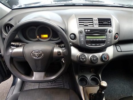 Toyota RAV4 - 2.0 VVTi Comfort Airco PDC LM velgen - 1