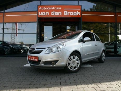 Opel Corsa - 1.2-16V Sport Airco Cruise Contr Elektr pakket Mistlampen Audio Bediening op het Stuur - 1