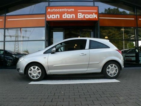 Opel Corsa - 1.2-16V Sport Airco Cruise Contr Elektr pakket Mistlampen Audio Bediening op het Stuur - 1