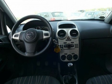 Opel Corsa - 1.2-16V Sport Airco Cruise Contr Elektr pakket Mistlampen Audio Bediening op het Stuur - 1