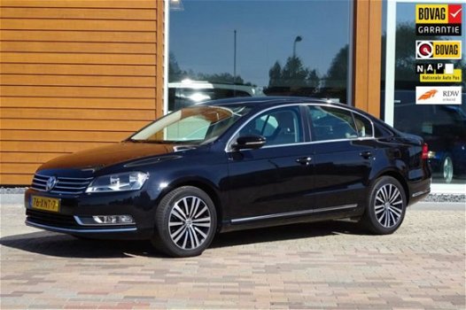 Volkswagen Passat - 1.4 TSI Comfort Executive Line BlueMotion - 1