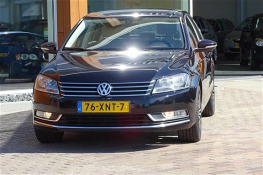 Volkswagen Passat - 1.4 TSI Comfort Executive Line BlueMotion - 1