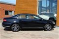 Volkswagen Passat - 1.4 TSI Comfort Executive Line BlueMotion - 1 - Thumbnail