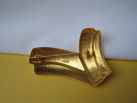 Broche Monet goudkleurig lint model 5.3x4.9 cm. - Afbeelding 5