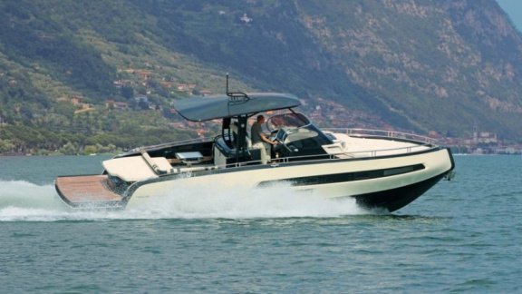 Invictus yacht Invictus 370 GT sportjacht - 1