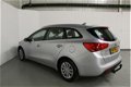 Kia Cee'd - 1.6 CRDI BUSINESS NAVIGATOR | LED | TREKHAAK | LAGE KM | NAVI | CAMERA | DEALER AUTO | C - 1 - Thumbnail