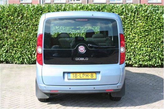 Fiat Doblò - 1.4 16V 95PK 7pers - 1