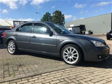 Ford Mondeo - 2.5 V6 Sport