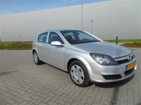 Opel Astra - 1.7 CDTi Elegance Airco 5 Deurs - 1