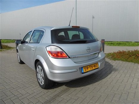 Opel Astra - 1.7 CDTi Elegance Airco 5 Deurs - 1
