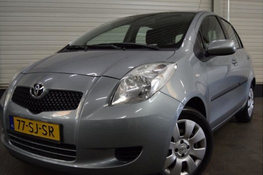 Toyota Yaris - 1.3 VVTi Sol +Airco - 1