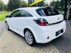 Opel Astra GTC - 1.8 16V SPORT OPC LINE 140PK ECC PDC RECARO XEN MP3
