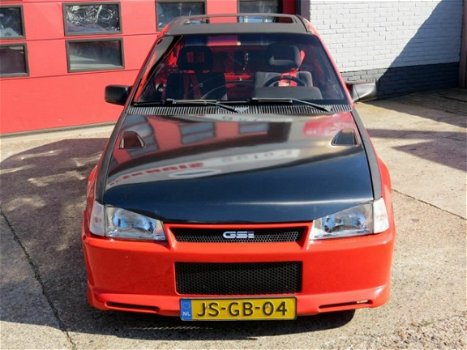 Opel Kadett - 2.0i GS/i // Circuit , of op de weg // - 1