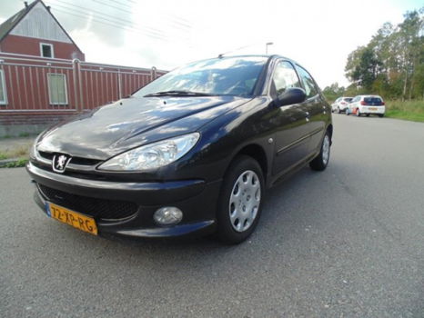 Peugeot 206 - 1.4 Forever nette auto bouwjaar 2007 - 1