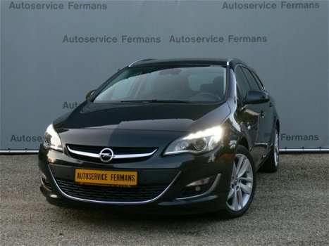 Opel Astra - 2.0 CDTI Sport Combi -Leer-Navi-Xenon - 1