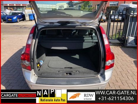 Volvo V50 - 2.0D Summum Leder Export - 1