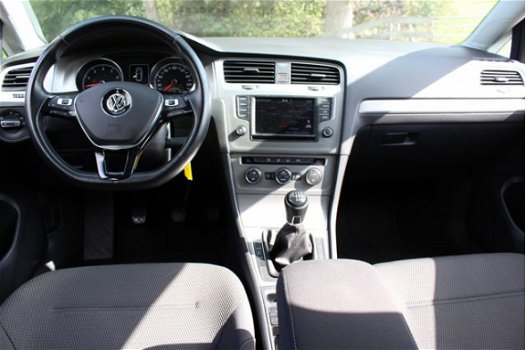 Volkswagen Golf - 1.0 TSI 115PK 5Drs Navi PDC Cruise Clima LMV - 1