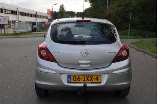 Opel Corsa - 1.3 CDTi Essentia, AIRCO/1 JAAR APK NETTE STAAT - 1