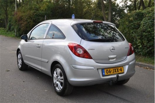 Opel Corsa - 1.3 CDTi Essentia, AIRCO/1 JAAR APK NETTE STAAT - 1