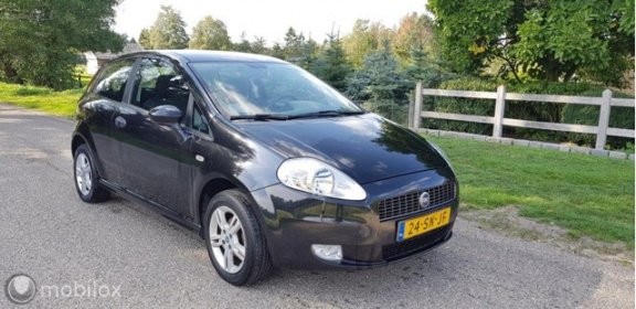 Fiat Grande Punto - 1.4 Apk tot 05-2020 SuperDeal - 1