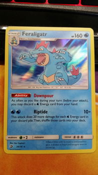 Feraligatr 24/70 Holo S & M Dragon Majesty - 1