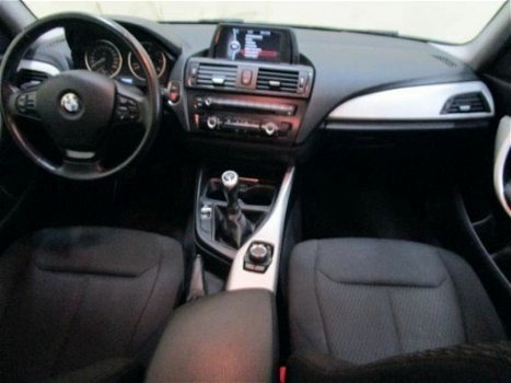 BMW 1-serie - 1-serie 116d Business - 1
