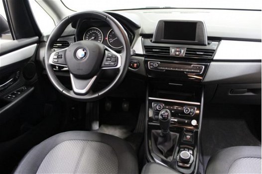 BMW 2-serie Active Tourer - 218i Advantage | 1e Eigenaar | Onderhouden | - 1
