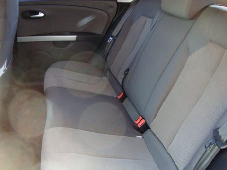 Seat Leon - 1.2 Tsi 105pk Ecomotive Style Activity 6-bak 5-drs - 1