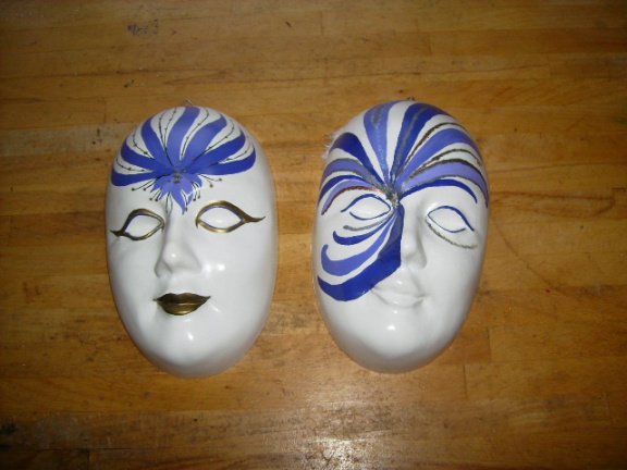 maskers voor aan de wand - nr. 1