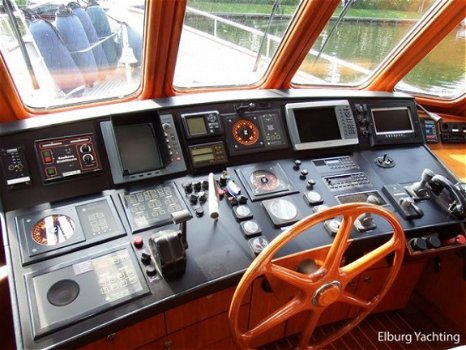 Porsius 1900 Long Range Trawler - 8