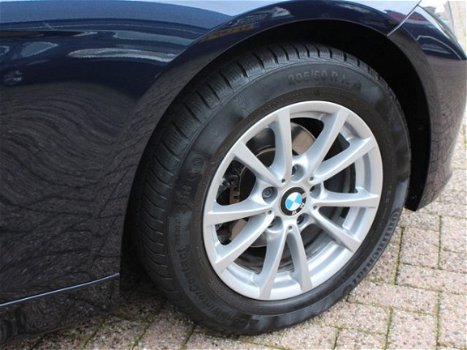 BMW 3-serie Touring - 316d (Airco, Navigatie, Radio-CD, Bluetooth Carkit, Cruise Control, LM-Velgen, - 1