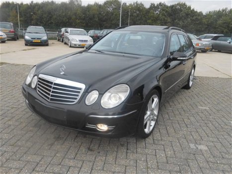 Mercedes-Benz E-klasse Combi - 220 CDI Avantgarde - 1