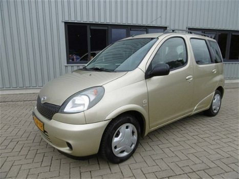 Toyota Yaris Verso - 1.3-16V VVT-i Sol Automaat 2e Eigenaar - 1