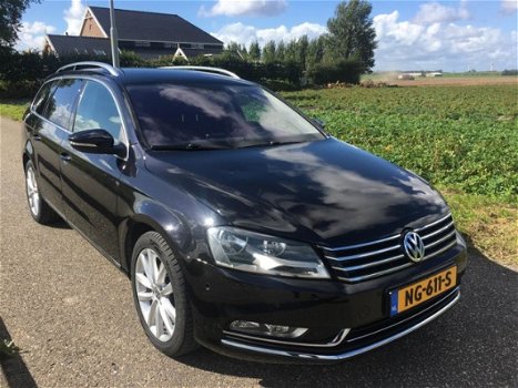 Volkswagen Passat Variant - 2.0 TDI 125KW 170pk BMT Highline - 1