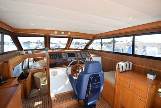 Valk Continental 1700 Wheelhouse - 8