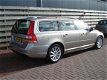 Volvo V70 - 1.6 D2 Momentum Leer, Navigatie - 1 - Thumbnail