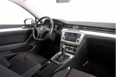 Volkswagen Passat Variant - 1.6 TDI Highline DSG Navigatie parkeersensoren 200x Vw-Audi-Seat-Skoda