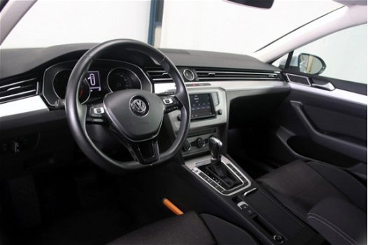 Volkswagen Passat Variant - 1.6 TDI Highline DSG Navigatie parkeersensoren 200x Vw-Audi-Seat-Skoda - 1