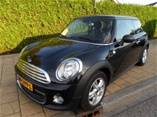 Mini Mini One - 55KW JET BLACK - 123384 Km - ECC - Aux - Lmv