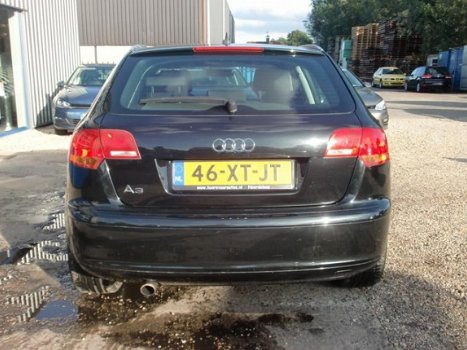 Audi A3 Sportback - 1.6 FSI Attraction Pro Line Business navi - 1