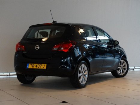 Opel Corsa - 1.4 90pk 5drs Favourite Navi / LM velgen / Apple Carplay - 1