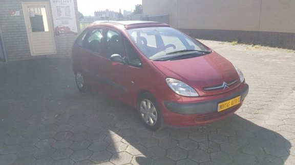 Citroën Xsara Picasso - 1.8i-16V LPG - 1