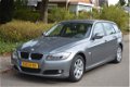 BMW 3-serie Touring - 320i Business Line/cruise/MFS/dealer onderh - 1 - Thumbnail