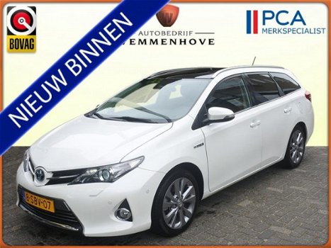 Toyota Auris Touring Sports - 1.8 HYBRID LEASE PRO panoramadak/Airco-ecc/Alu wielen/Navigatie/nw typ - 1