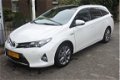 Toyota Auris Touring Sports - 1.8 HYBRID LEASE PRO panoramadak/Airco-ecc/Alu wielen/Navigatie/nw typ - 1 - Thumbnail