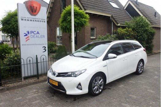 Toyota Auris Touring Sports - 1.8 HYBRID LEASE PRO panoramadak/Airco-ecc/Alu wielen/Navigatie/nw typ - 1